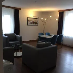 Junior By Livingdowntown Apartment