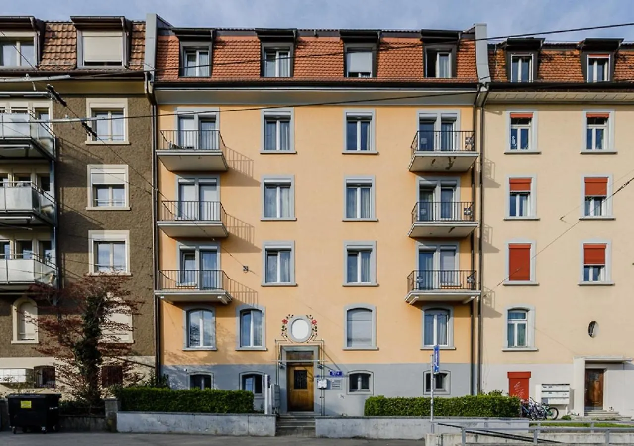 Swiss Star North End - Contactless Self Check-In Apartment Zurich