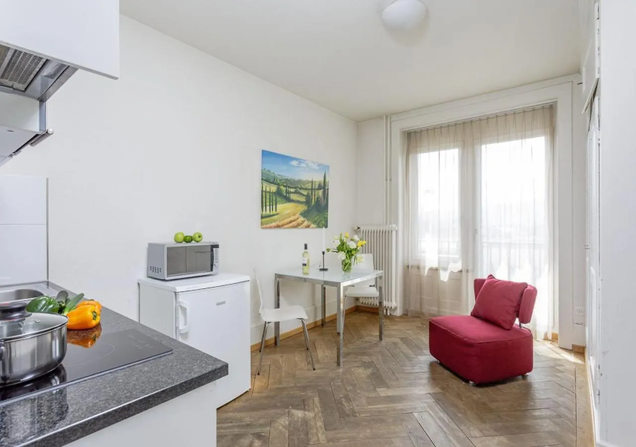 Swiss Star North End - Contactless Self Check-In Apartment Zurich